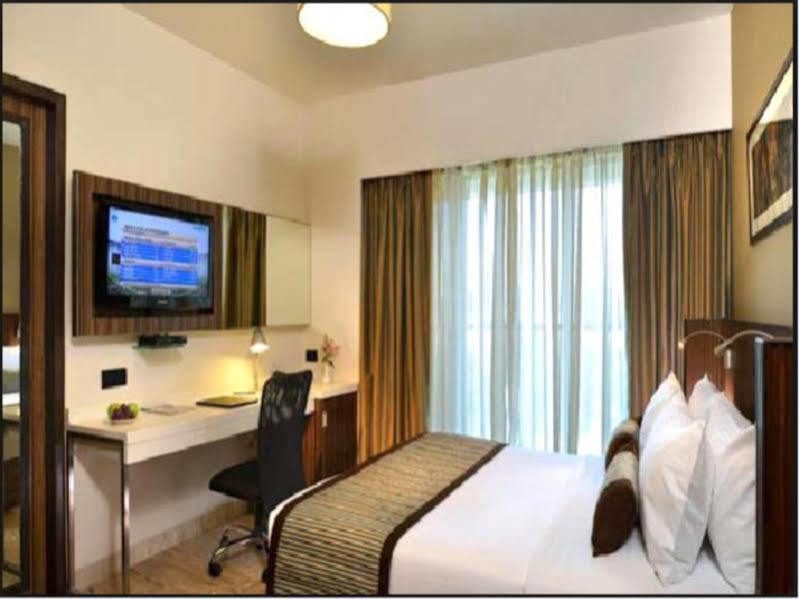Residency Sarovar Portico Bombay Eksteriør billede